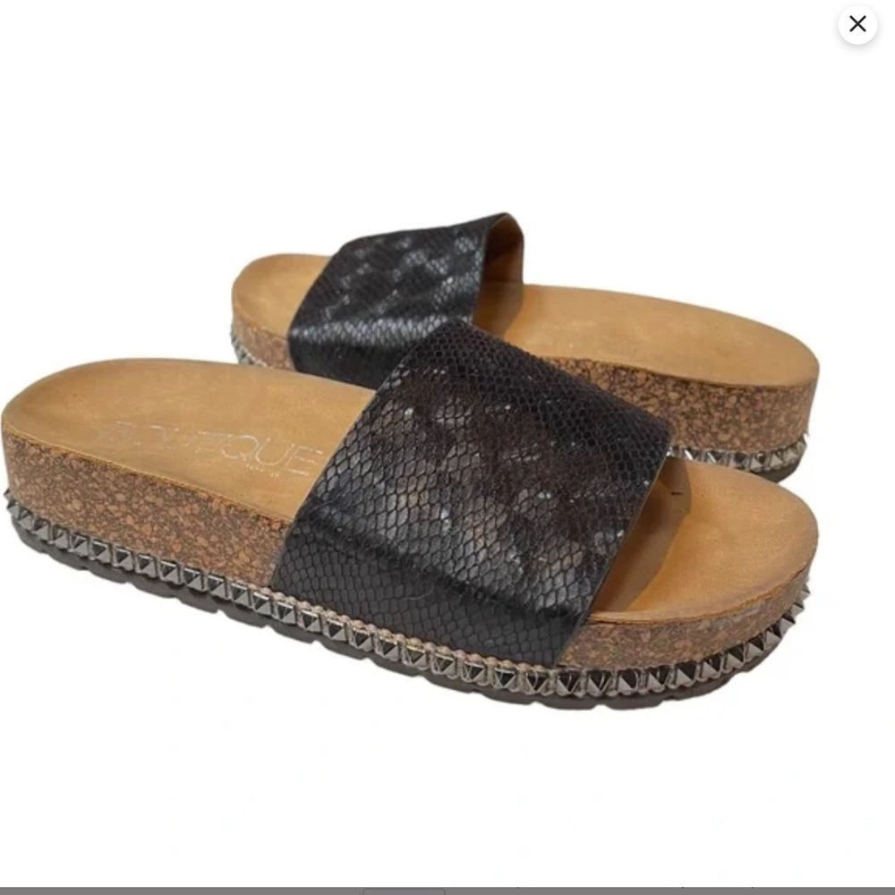 BOUTIQUE by Corkys Mia Studded Slides Comfort Footbed Sandals￼ Black Size 40/10